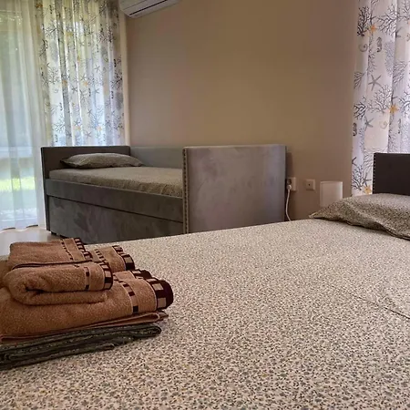 Apartment Sea Salt Suite- *
